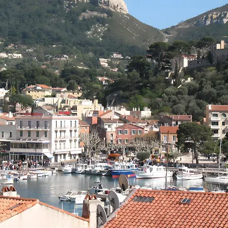 T2 Le Bougainvillier * Cassis