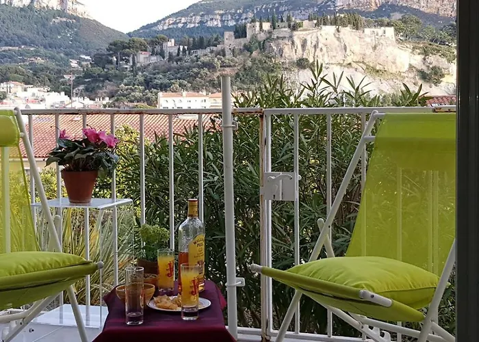 T2 Le Bougainvillier