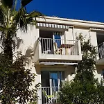 T2 Le Bougainvillier Apartment Cassis